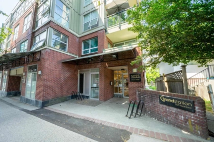 207 5025 Joyce Street, Vancouver, BC, Vancouver — Apartment/Condo for sale