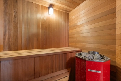 Basement Recreation Room Photo of 13514 20 Avenue, Surrey, BC