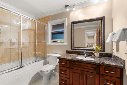 Laundry Room Photo of 13514 20 Avenue, Surrey, BC