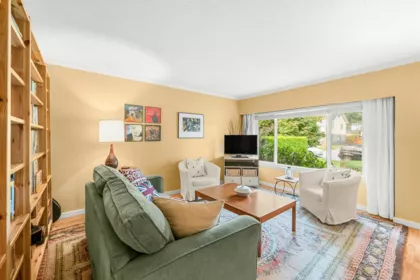 334 Strand Avenue, New Westminster, BC, New Westminster — Single Family Residence for sale