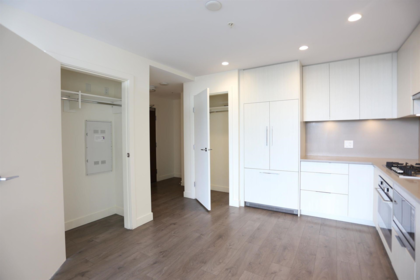 2104 4465 Juneau Street, Burnaby, BC, Burnaby — Apartment/Condo for sale