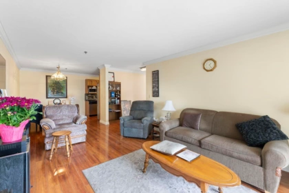 Family Room Photo of 315 33535 King Road, Abbotsford, BC