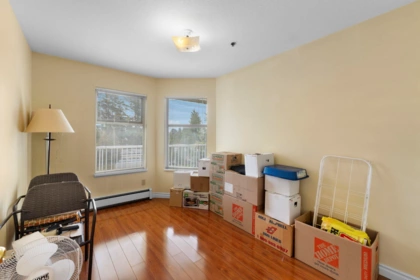 Powder Room Photo of 315 33535 King Road, Abbotsford, BC