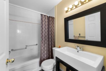 Guest Bathroom Photo of 315 33535 King Road, Abbotsford, BC