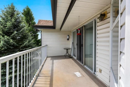 Hallway Photo of 315 33535 King Road, Abbotsford, BC