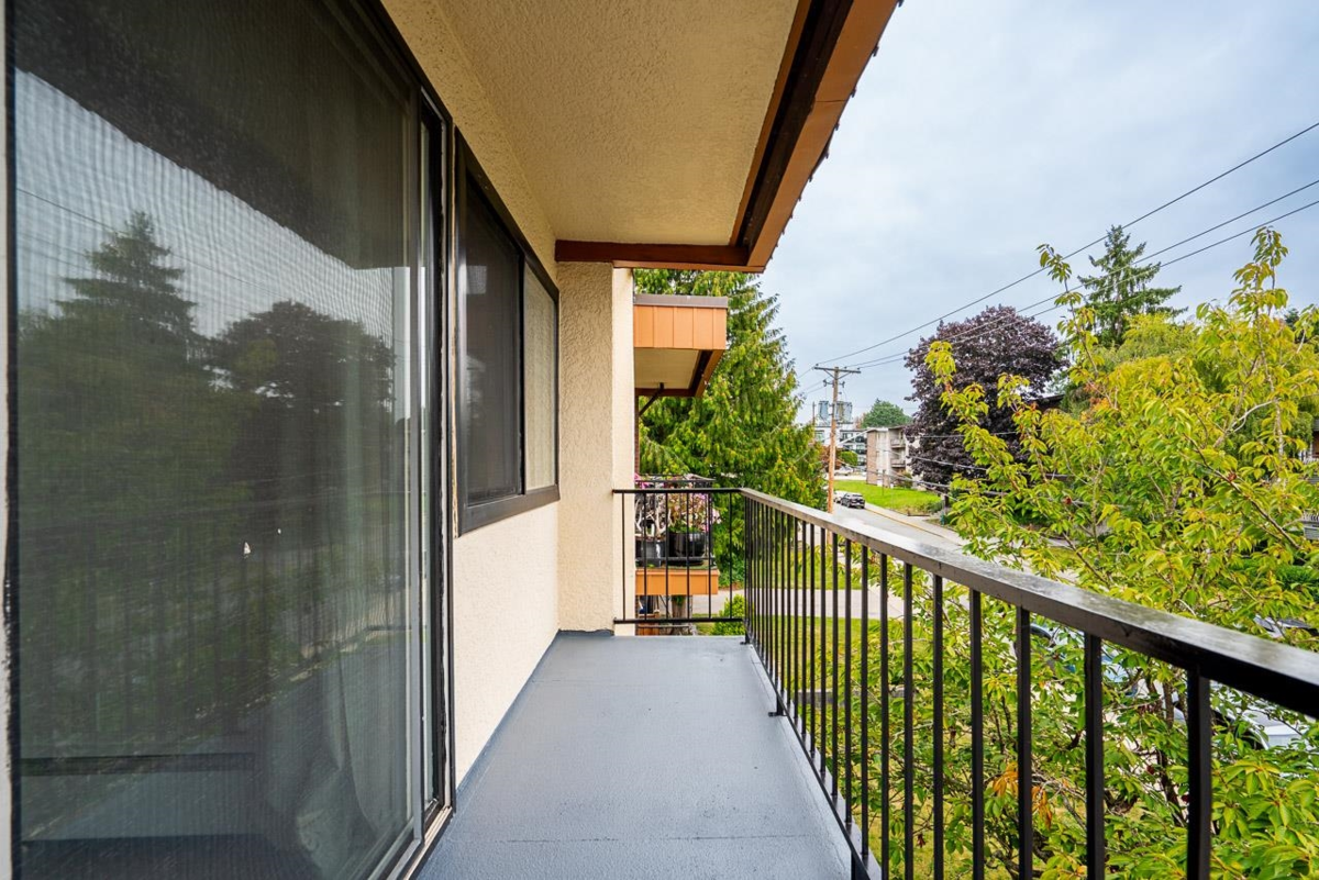 Office / Den Photo of 306 505 Ninth Street, New Westminster, BC