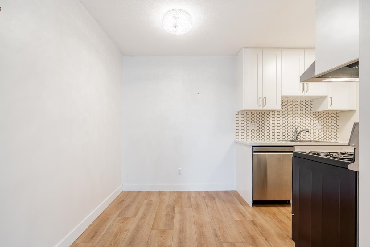 Pantry Photo of 306 505 Ninth Street, New Westminster, BC