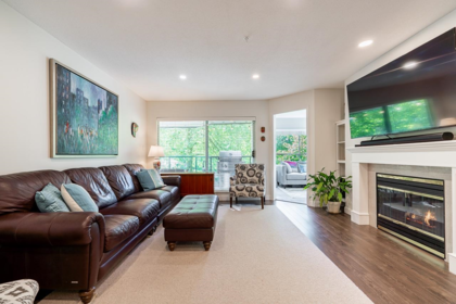 304 3670 Banff Court, North Vancouver, BC, North Vancouver — Apartment/Condo for sale