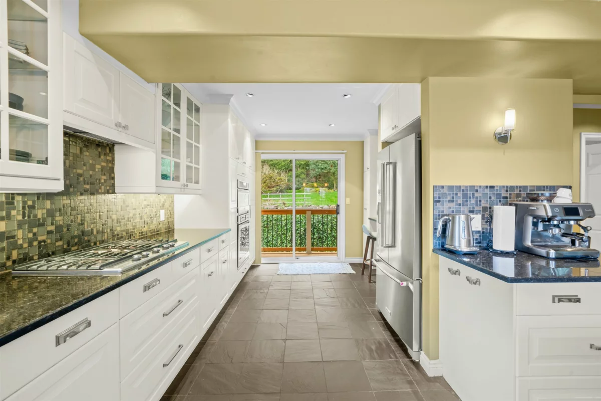 Office / Den Photo of 4622 Cove Cliff Road, North Vancouver, BC