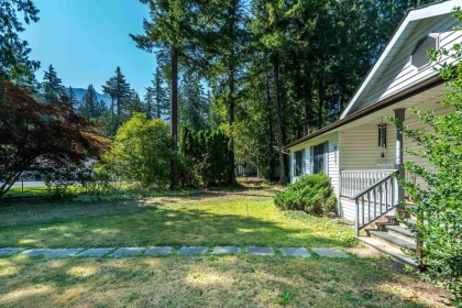 Outdoor Deck Photo of 3837 Karen Drive, Cultus Lake, BC