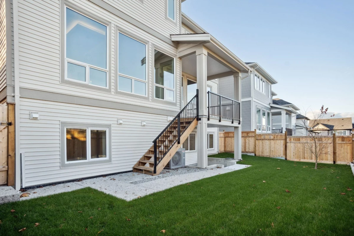 Living Room Photo of 10070 178 Street, Surrey, BC