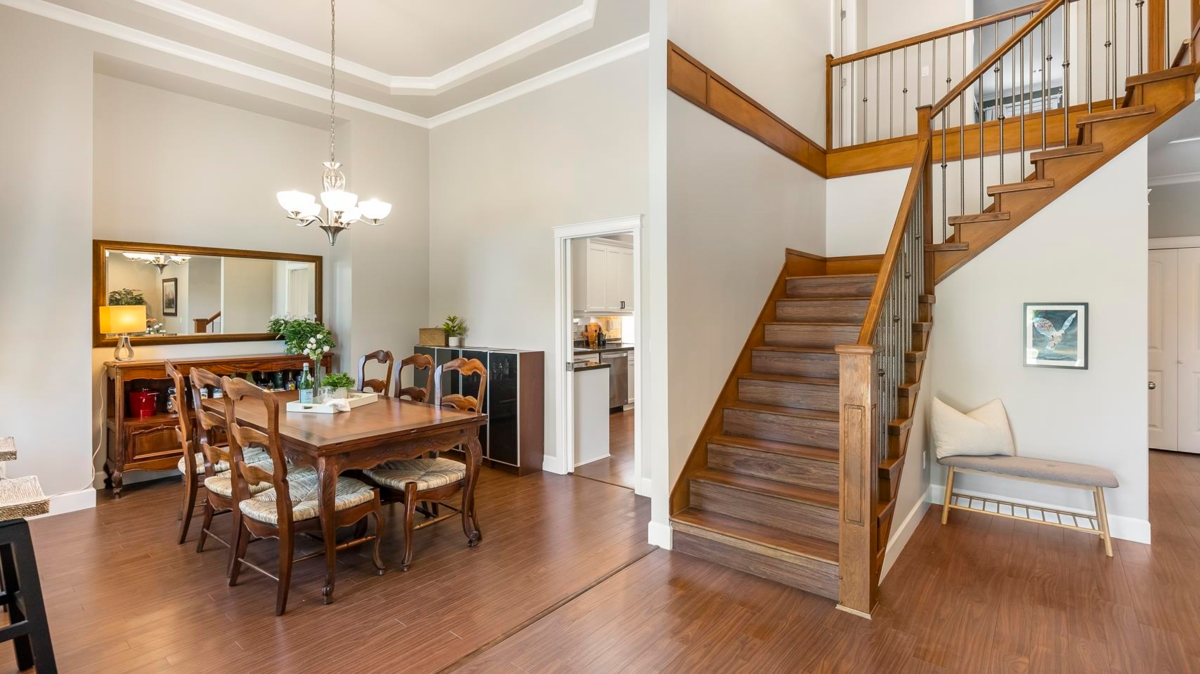 Kitchen Island Photo of 7079 190 Street, Surrey, BC