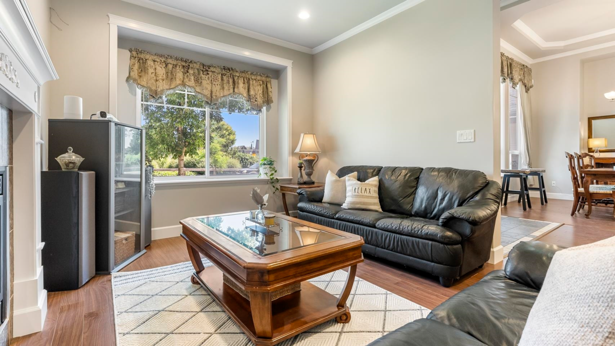 Living Room Photo of 7079 190 Street, Surrey, BC