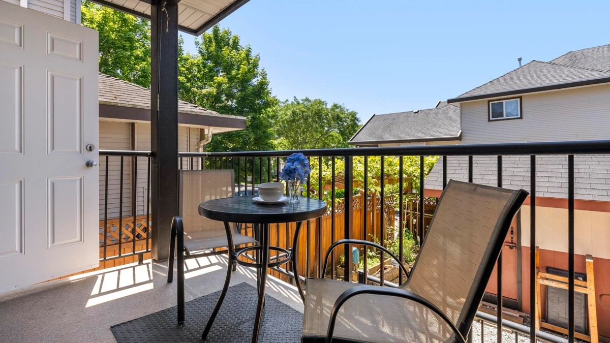 Outdoor Kitchen Photo of 7079 190 Street, Surrey, BC