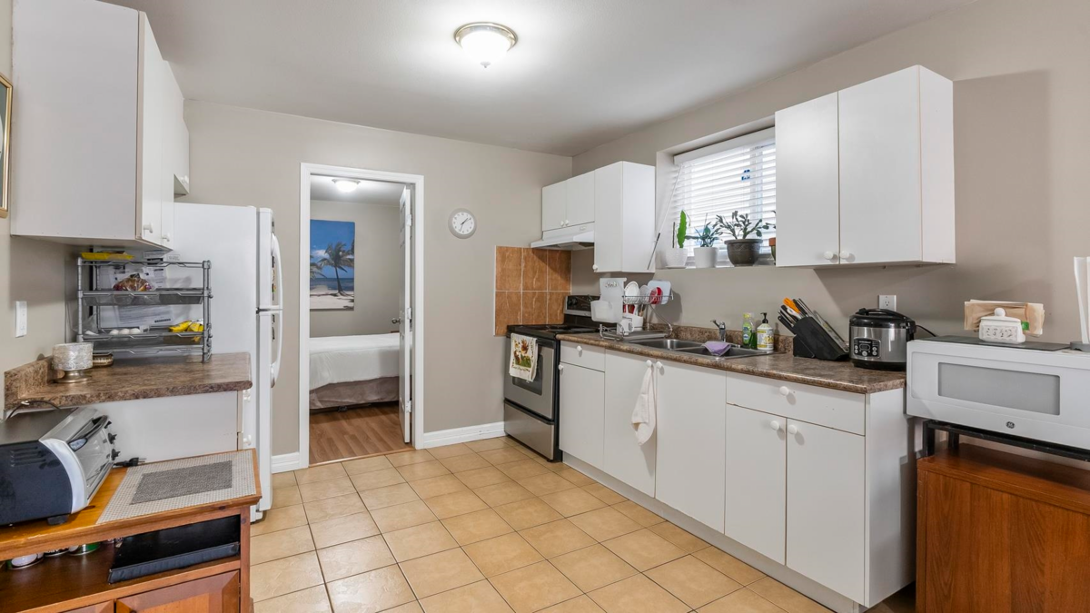 Outdoor Patio Photo of 7079 190 Street, Surrey, BC