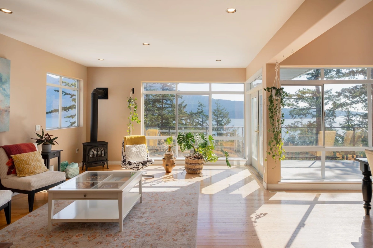 Dining Area Photo of 252 Jason Road, Bowen Island, BC