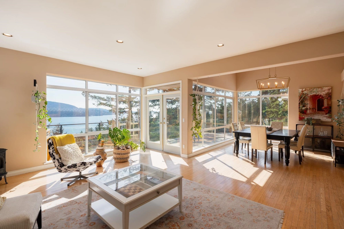 Kitchen Photo of 252 Jason Road, Bowen Island, BC
