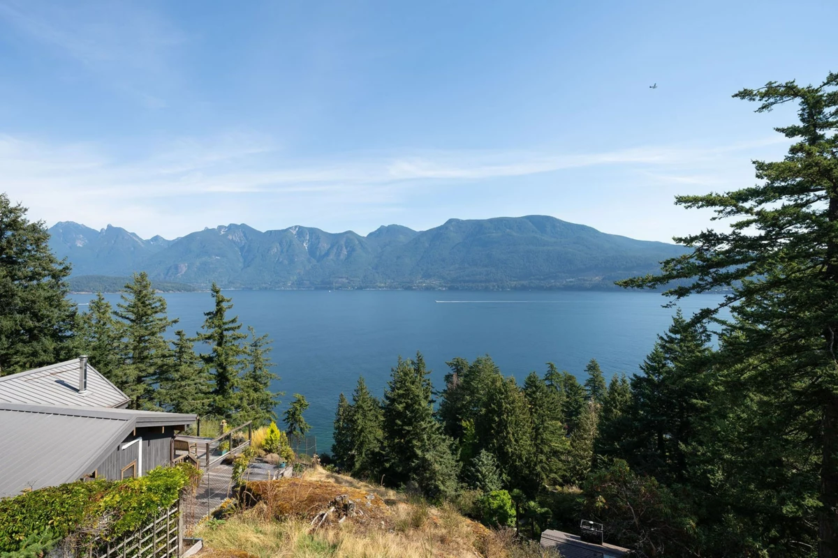 Office / Den Photo of 252 Jason Road, Bowen Island, BC