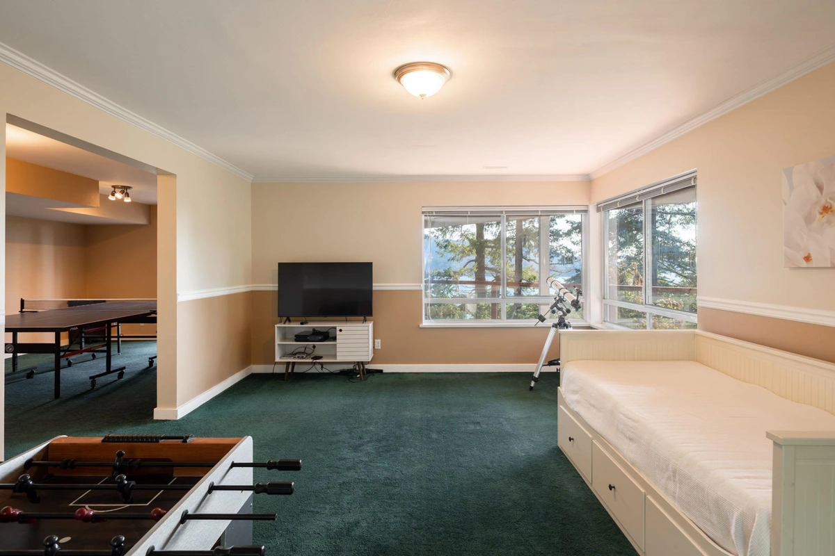 Outdoor Patio Photo of 252 Jason Road, Bowen Island, BC