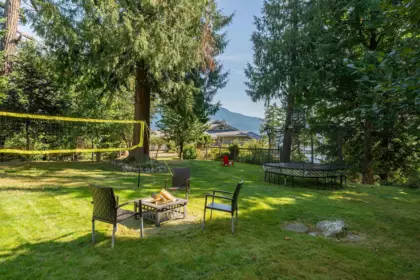 252 Jason Road, Bowen Island, BC, Bowen Island — Single Family Residence for sale