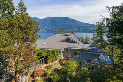 252 Jason Road, Bowen Island, BC, Bowen Island — Single Family Residence for sale