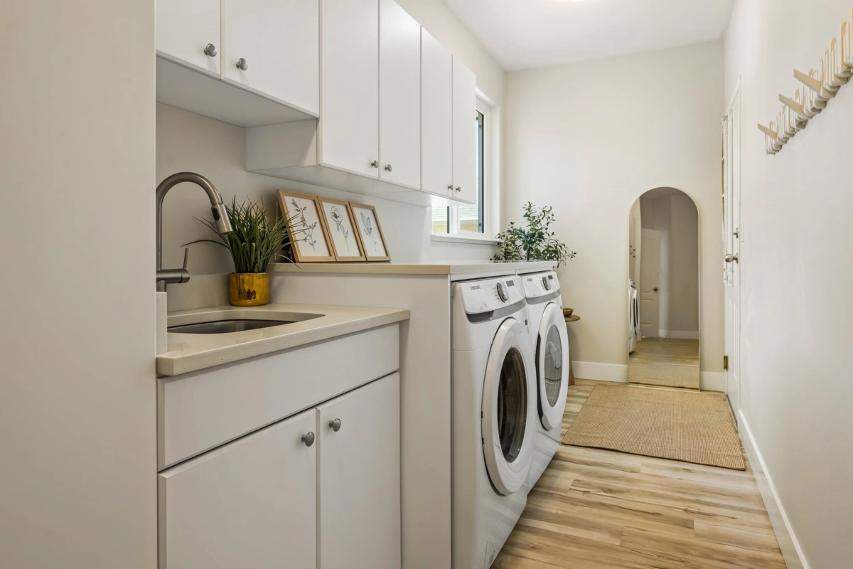 Aerial View of 44425 Elsie Place, Chilliwack, BC