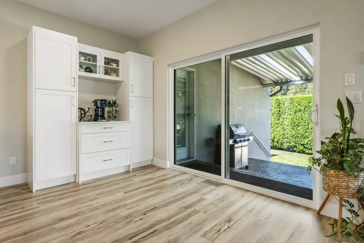 Guest Bathroom Photo of 44425 Elsie Place, Chilliwack, BC