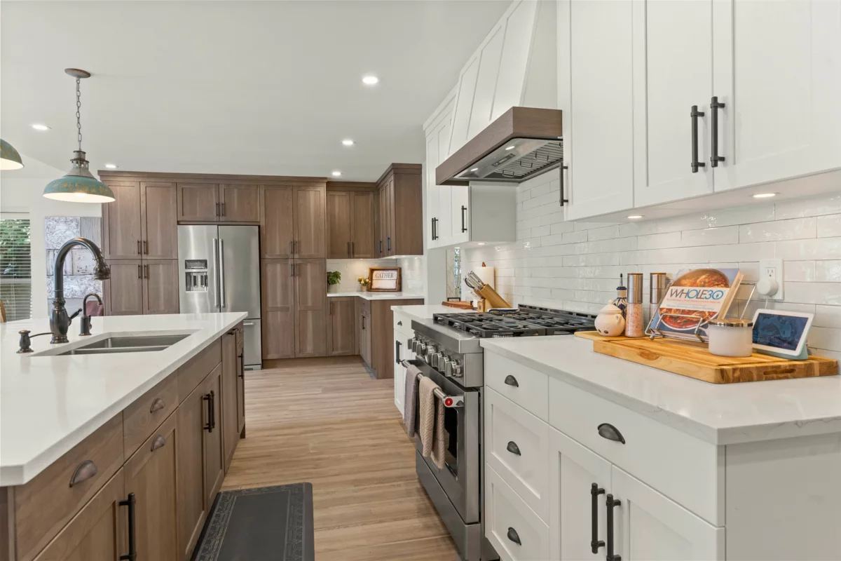 Basement Recreation Room Photo of 34602 Semlin Place, Abbotsford, BC