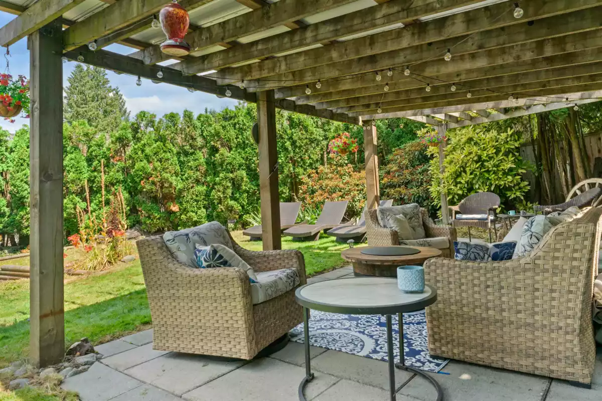 Neighborhood Park Photo Near 34602 Semlin Place, Abbotsford, BC