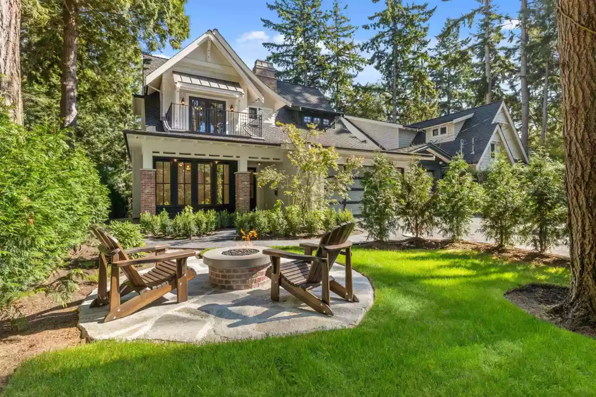 Exterior Front Photo of 2422 Christopherson Road, Surrey, BC