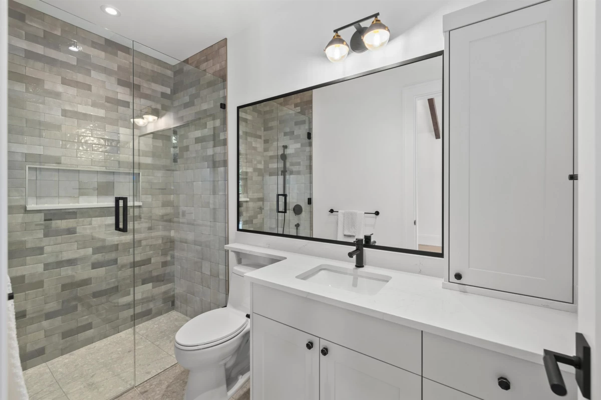 Garden / Landscaping Photo of 2422 Christopherson Road, Surrey, BC