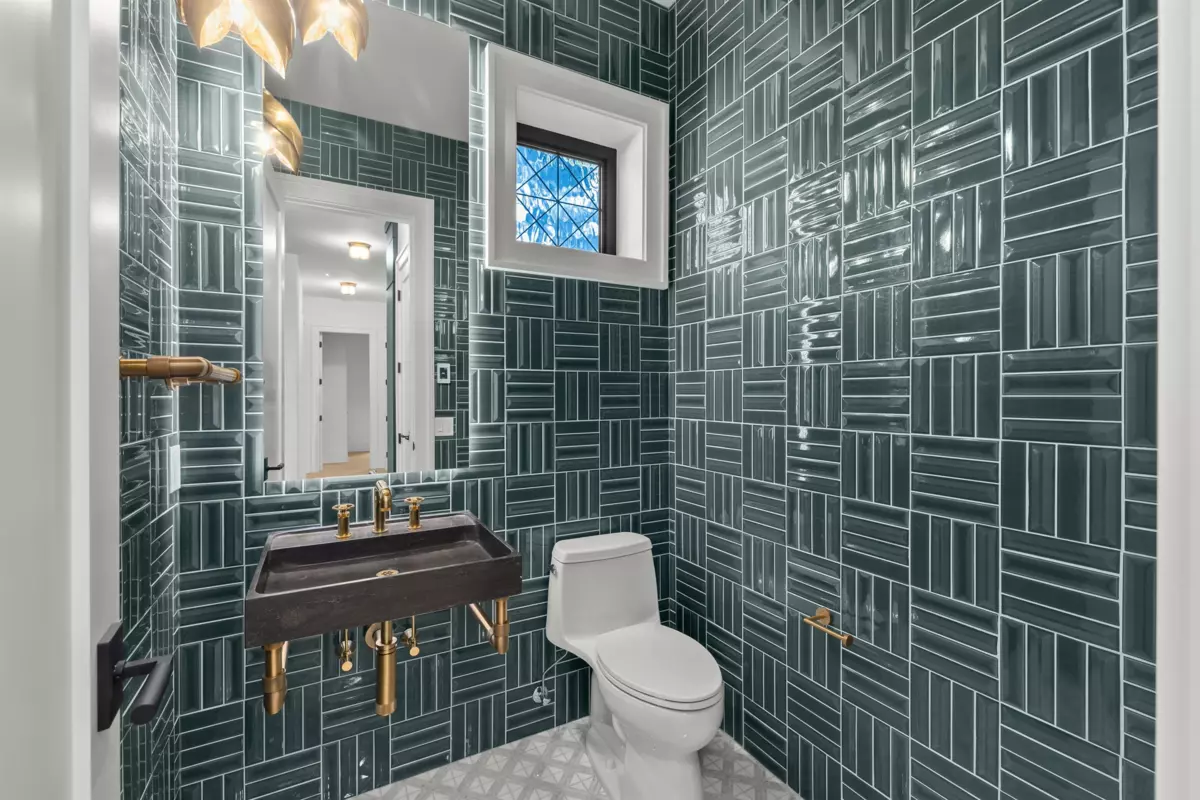 Laundry Room Photo of 2422 Christopherson Road, Surrey, BC