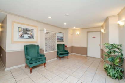409 1369 56 Street, Delta, BC, Delta — Apartment/Condo for sale