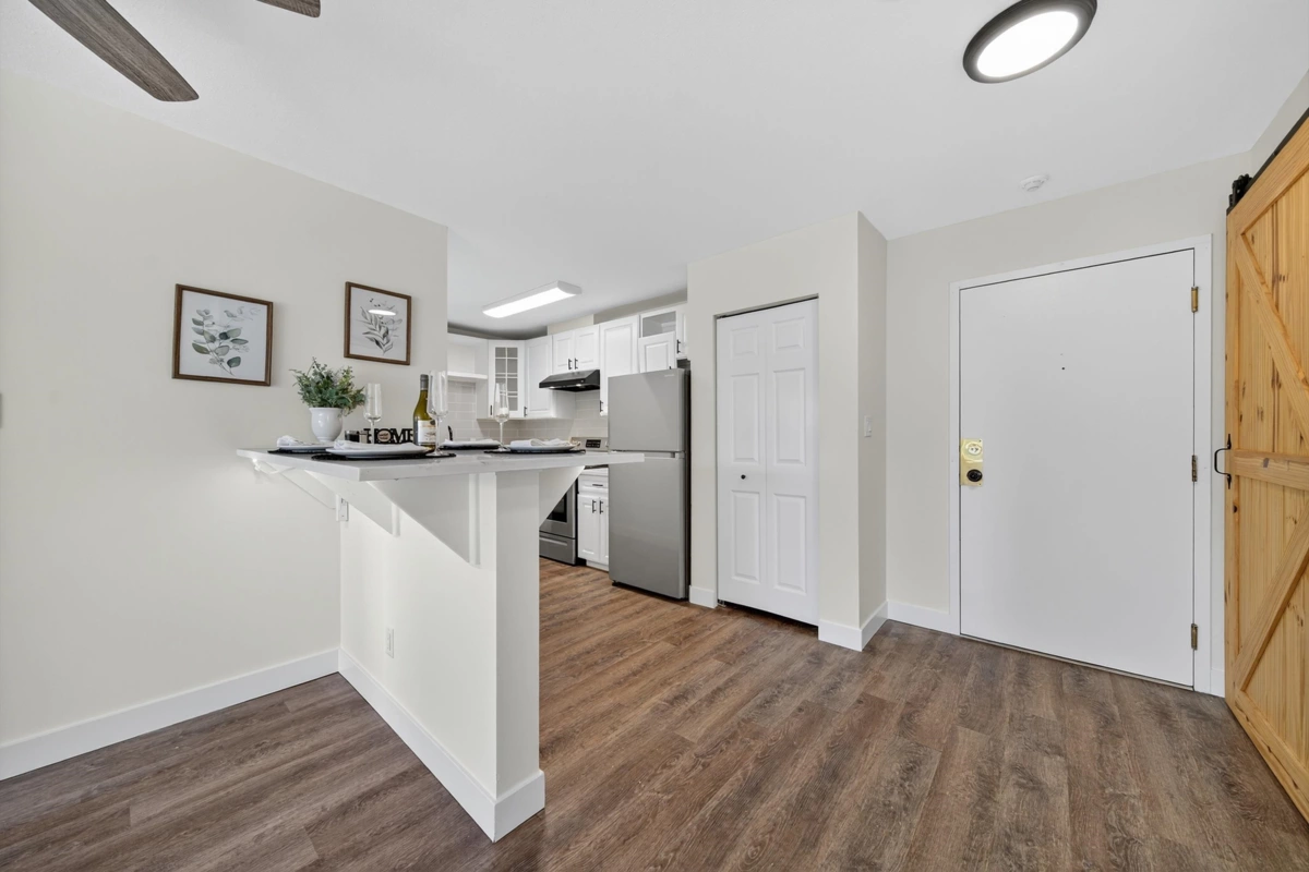 Kitchen Photo of 309 2535 Hill-Tout Street, Abbotsford, BC