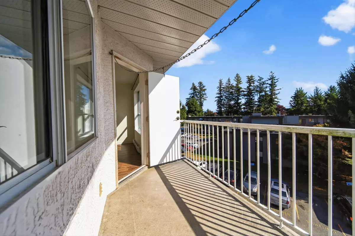 Staircase Photo of 309 2535 Hill-Tout Street, Abbotsford, BC