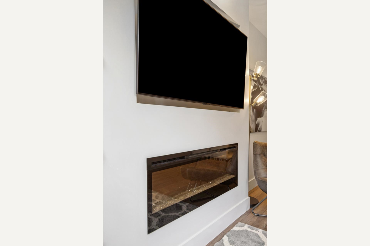 Kitchen Island Photo of 406 3606 Aldercrest Drive, North Vancouver, BC