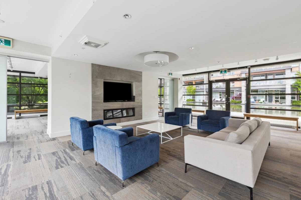 Outdoor Kitchen Photo of 406 3606 Aldercrest Drive, North Vancouver, BC