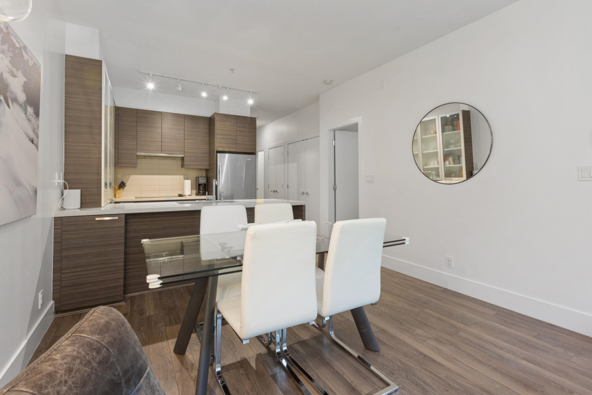 Primary Bathroom Photo of 406 3606 Aldercrest Drive, North Vancouver, BC