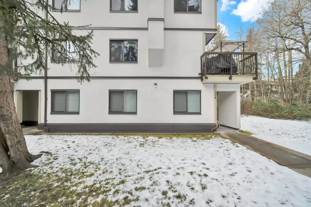 Basement Recreation Room Photo of 104 13275 70b Avenue, Surrey, BC