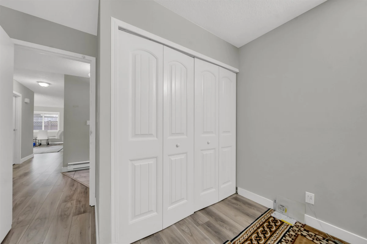 Primary Bathroom Photo of 104 13275 70b Avenue, Surrey, BC