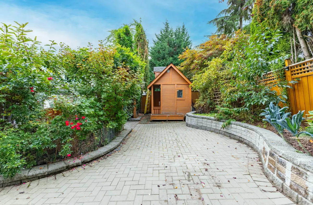 Laundry Room Photo of 1147 Confederation Drive, Port Coquitlam, BC