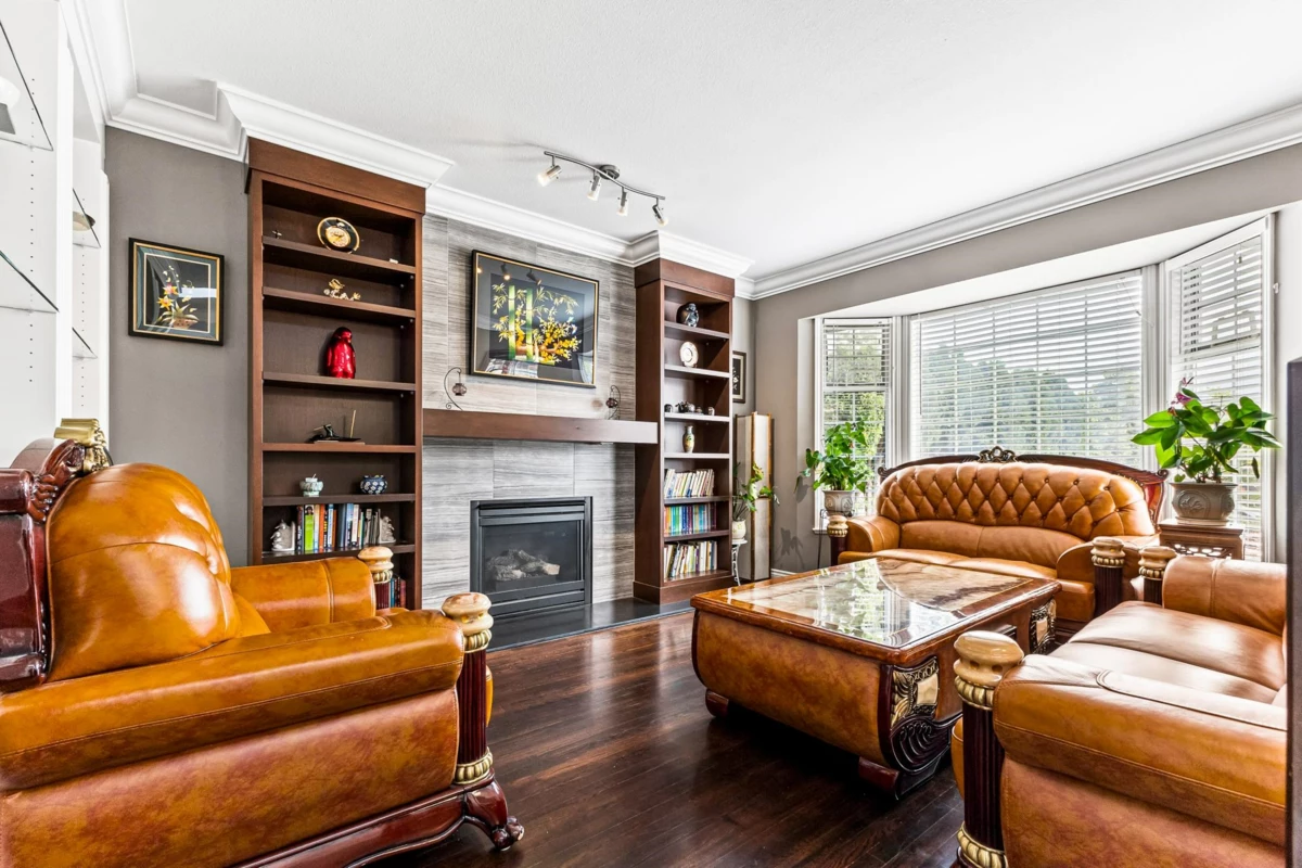 Living Room Photo of 1147 Confederation Drive, Port Coquitlam, BC