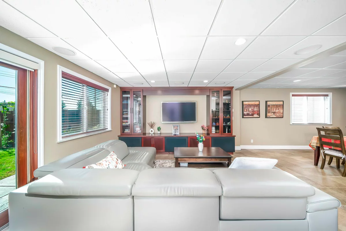 Garden / Landscaping Photo of 7122 Paulus Court, Burnaby, BC