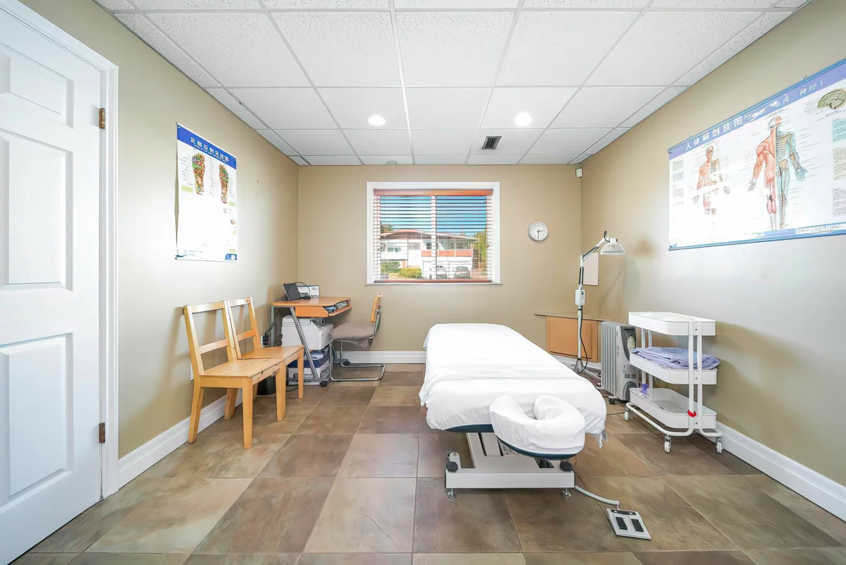 Outdoor Kitchen Photo of 7122 Paulus Court, Burnaby, BC