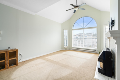 403 12464 191b Street, Pitt Meadows, BC, Pitt Meadows — Apartment/Condo for sale