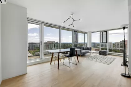 1802 7788 Ackroyd Road, Richmond, BC, Richmond — Apartment/Condo for sale