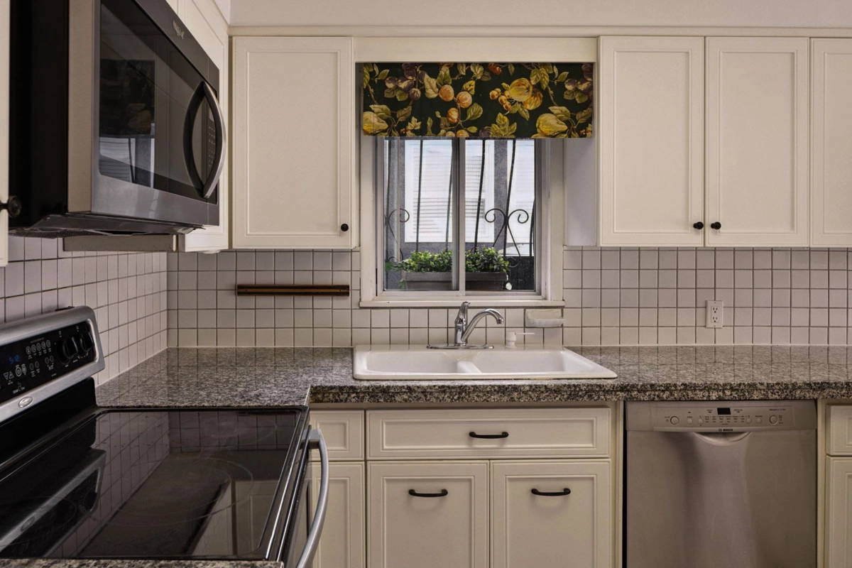 Bedroom 3 Photo of 2869 Venables Street, Vancouver, BC