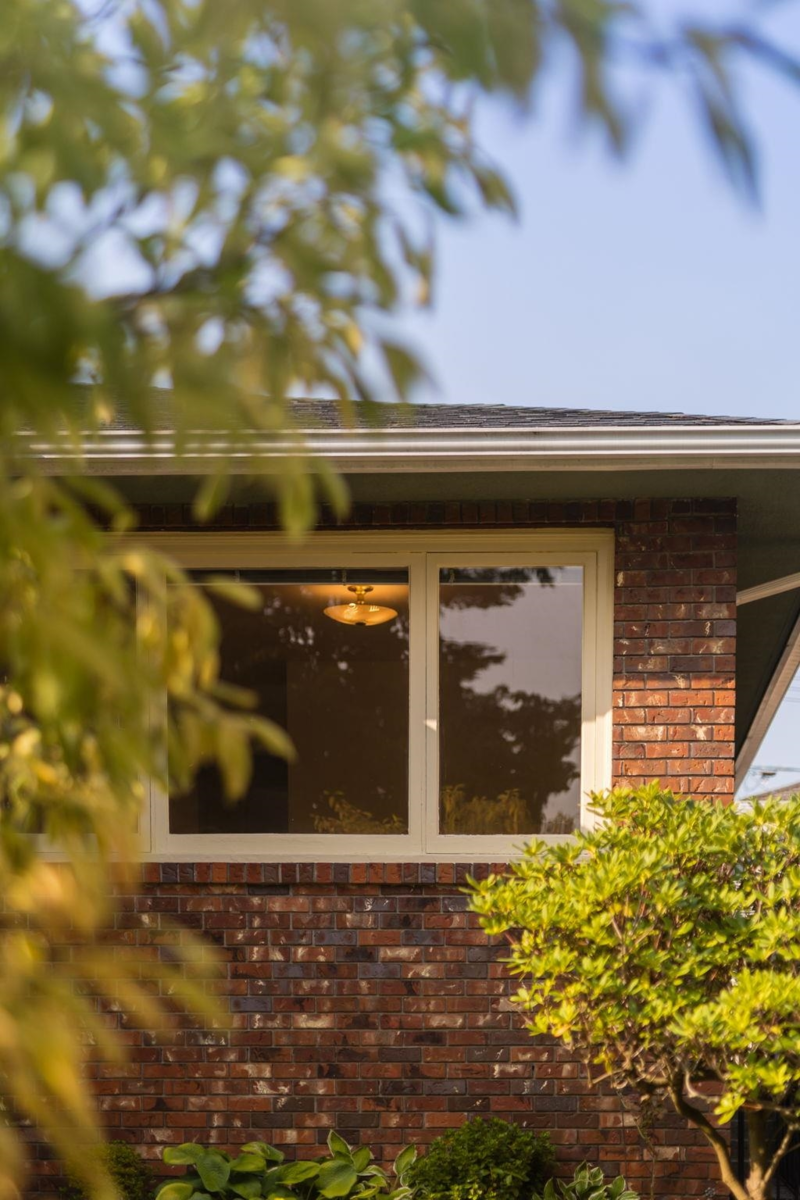 Kitchen Photo of 2869 Venables Street, Vancouver, BC