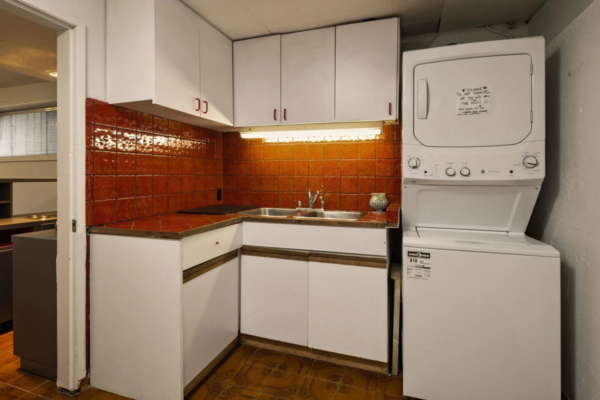 Outdoor Deck Photo of 2869 Venables Street, Vancouver, BC