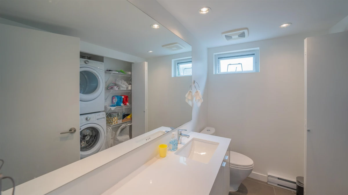 Breakfast Nook Photo of 1 2371 Ranger Lane, Port Coquitlam, BC